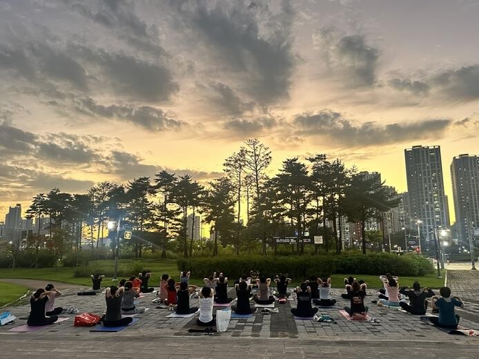 의정부시, 가을밤 빛낸 '송산...