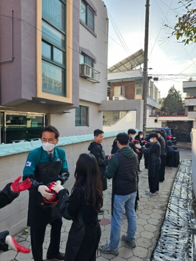 청주교육지원청 노사 공동의 따뜻한 손...